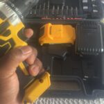 Parafusadeira Furadeira 48V 2 Baterias Com Maleta e Acessórios Completo photo review